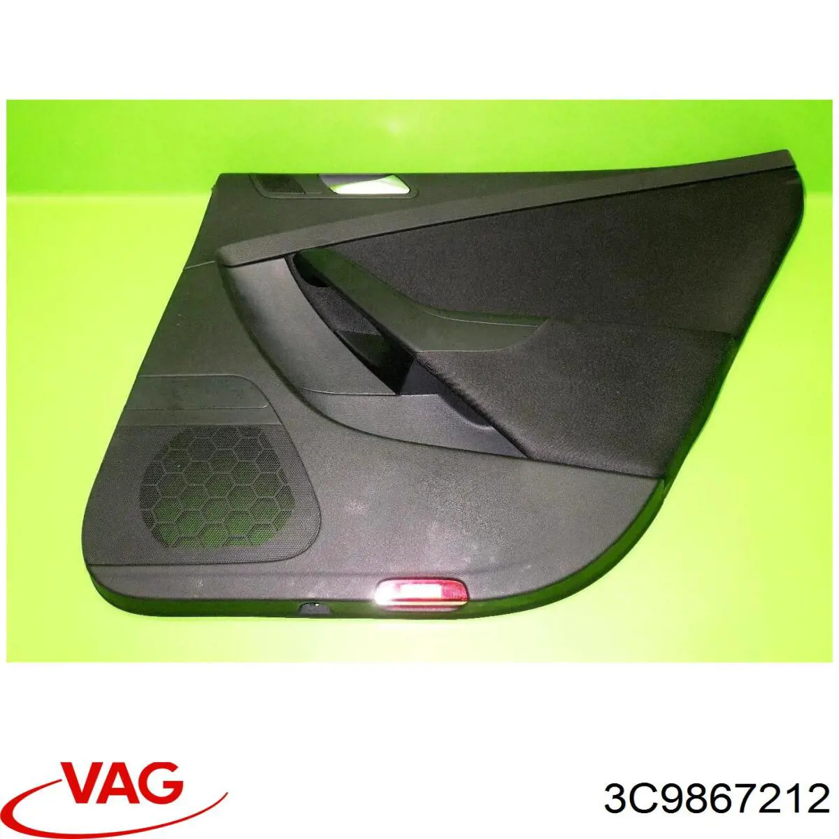 Обшивка правих задніх дверей VAG 3C9867212 ціна, від 11.31 USD