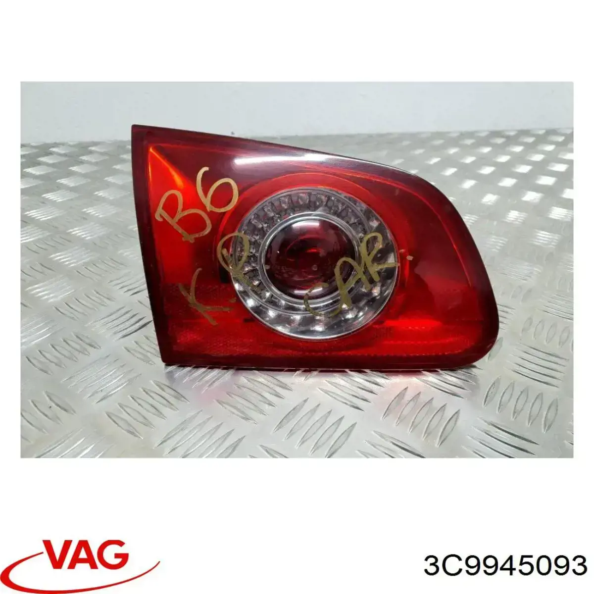 Купити 3C9945093 VAG Ліхтар задній лівий, внутрішній