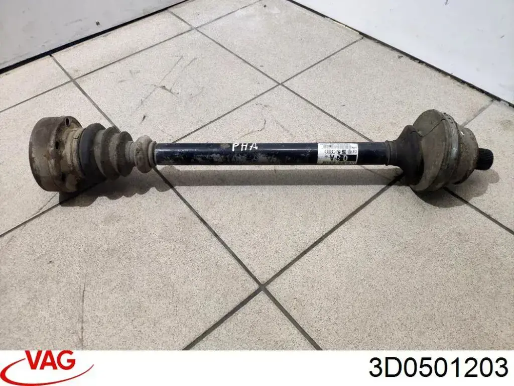 Купити 3D0501203 VAG Піввісь задня