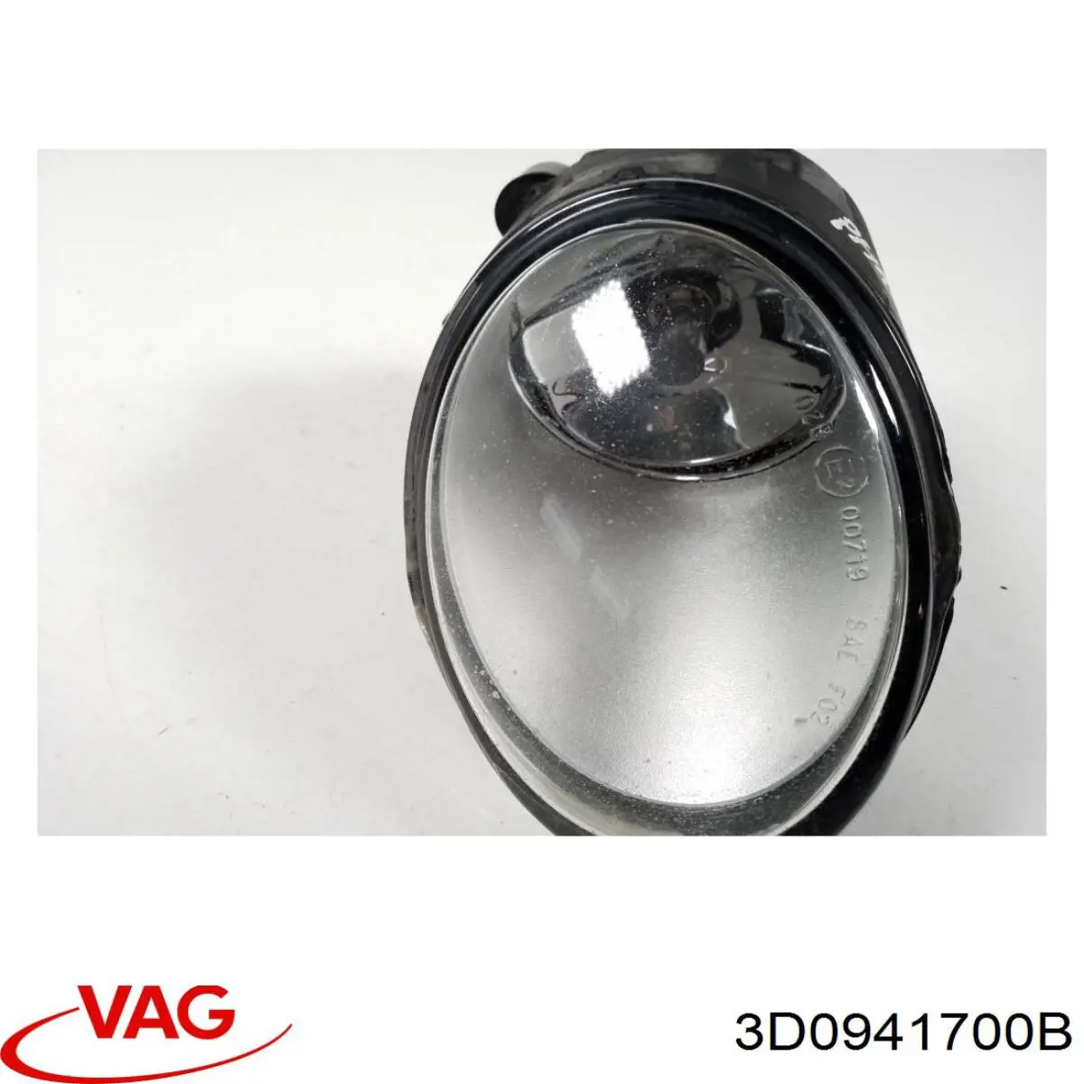 3D0941700B VAG Фара протитуманна, права