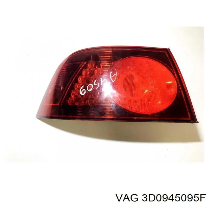 Стоп задній VAG 3D0945095F ціна, від 210.62 USD