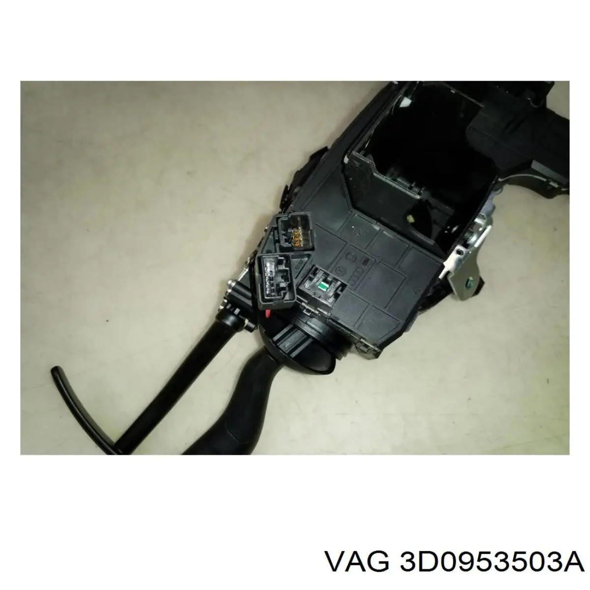 Перемикач підрульовий, правий 3D0953503A VAG
