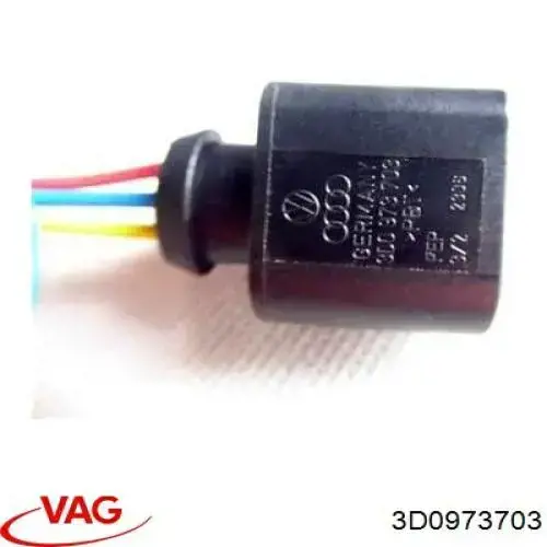 Роз'єм (фішка) датчика паркування 3D0973703 VAG