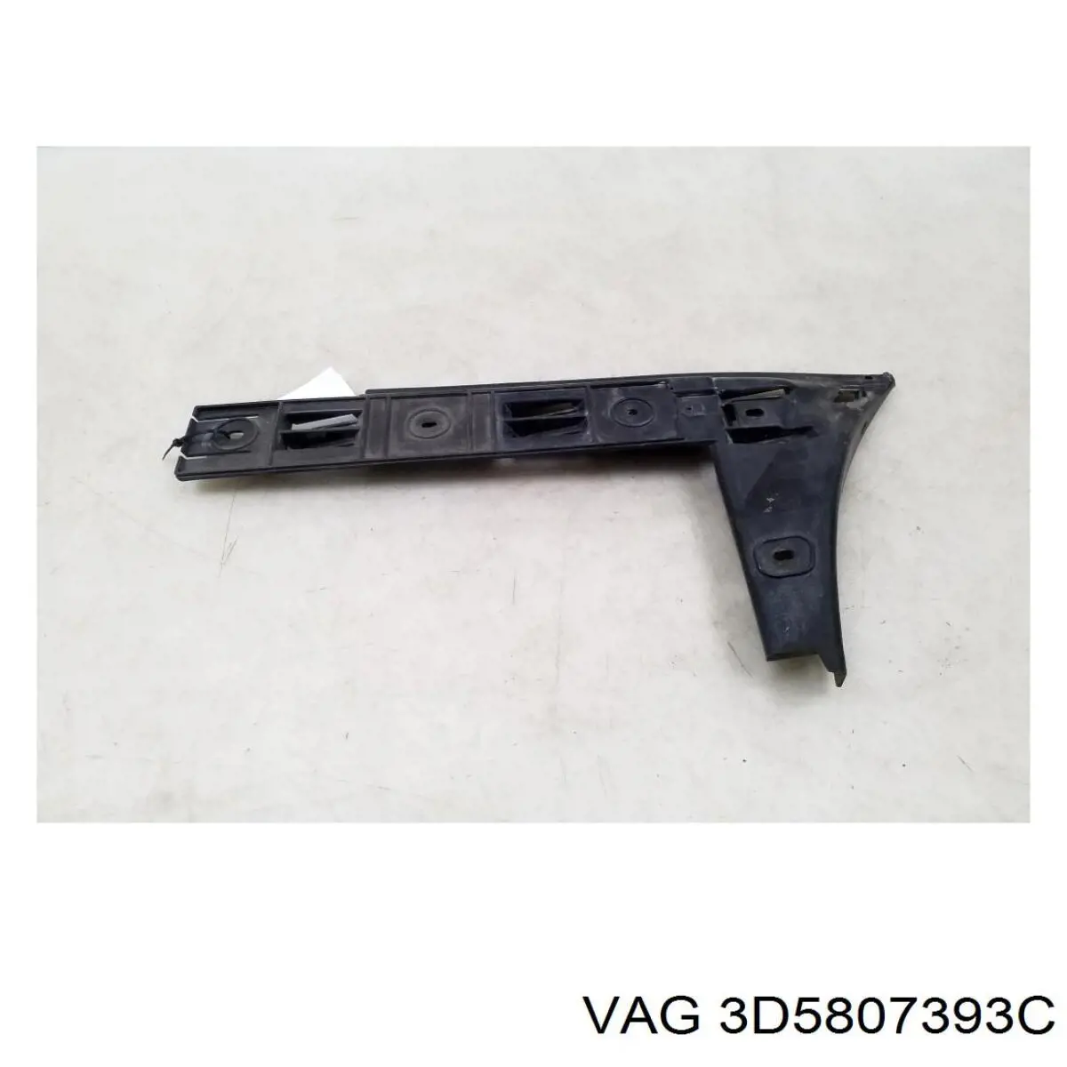 Направляюча заднього бампера, ліва VAG 3D5807393C ціна, від 14.11 USD
