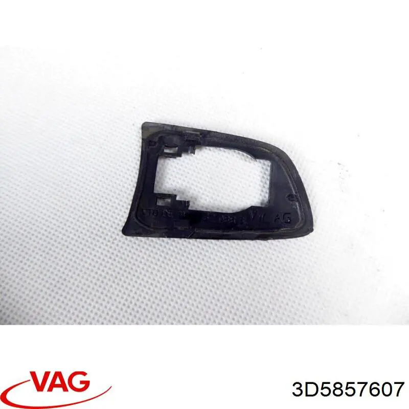  VAG 3D5857607