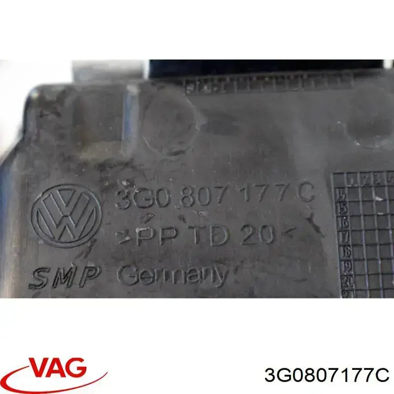 Направляюча переднього бампера, ліва VAG 3G0807177C ціна, від 51.24 USD