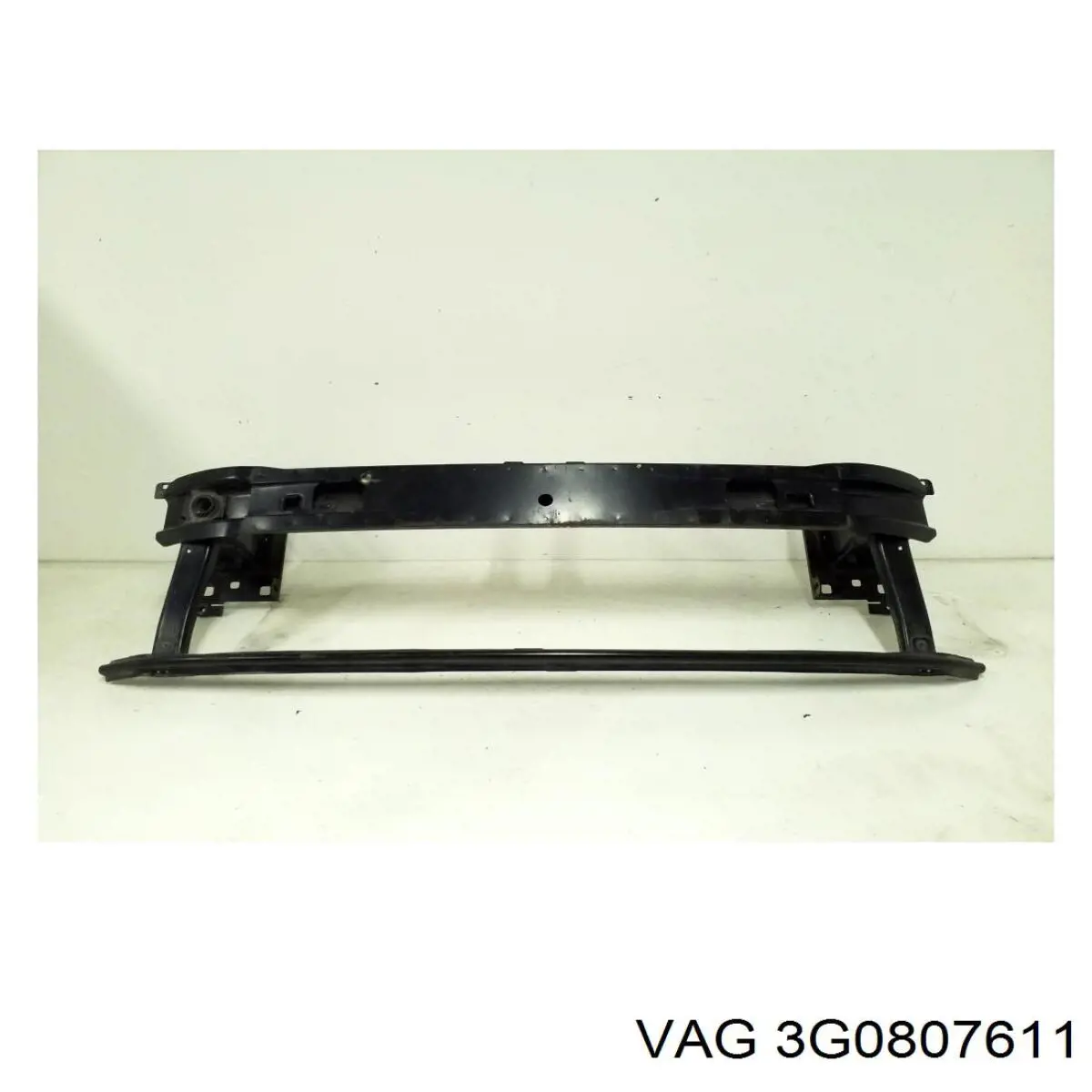 Захист бампера переднього 3G0807611 VAG