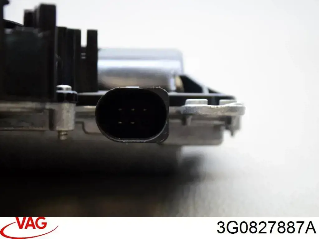 Купити 3G0827887A VAG Мотор-привід відкр/закр. замку багажника (3/5-х дв.)