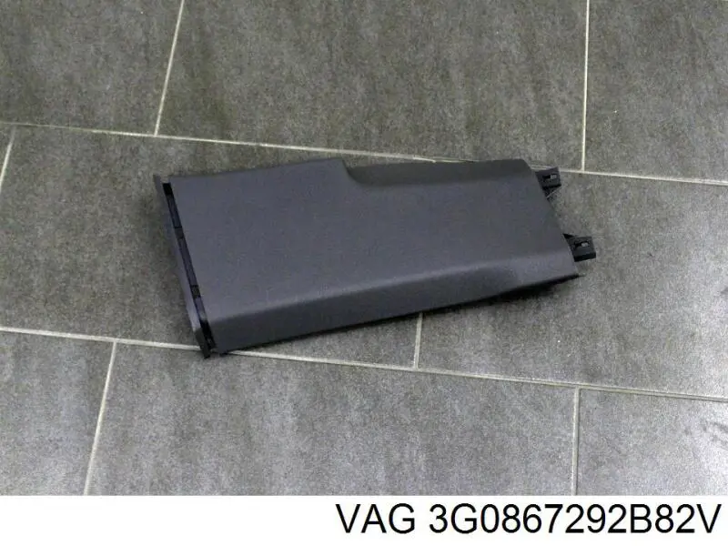 3G0867292B82V VAG Обшивка стійки кузова внутрішня, середня нижня права