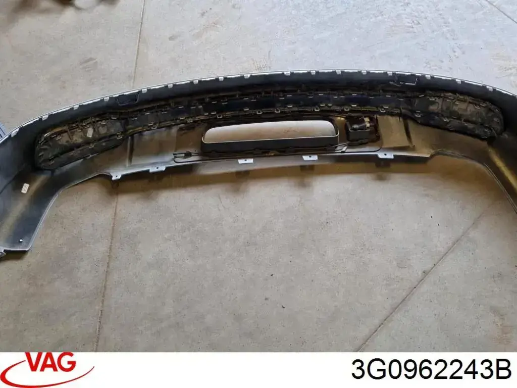 Модуль керування (ЕБУ) відкриття кришки багажника/ двері 3-ї (5-ї) 3G0962243 VAG
