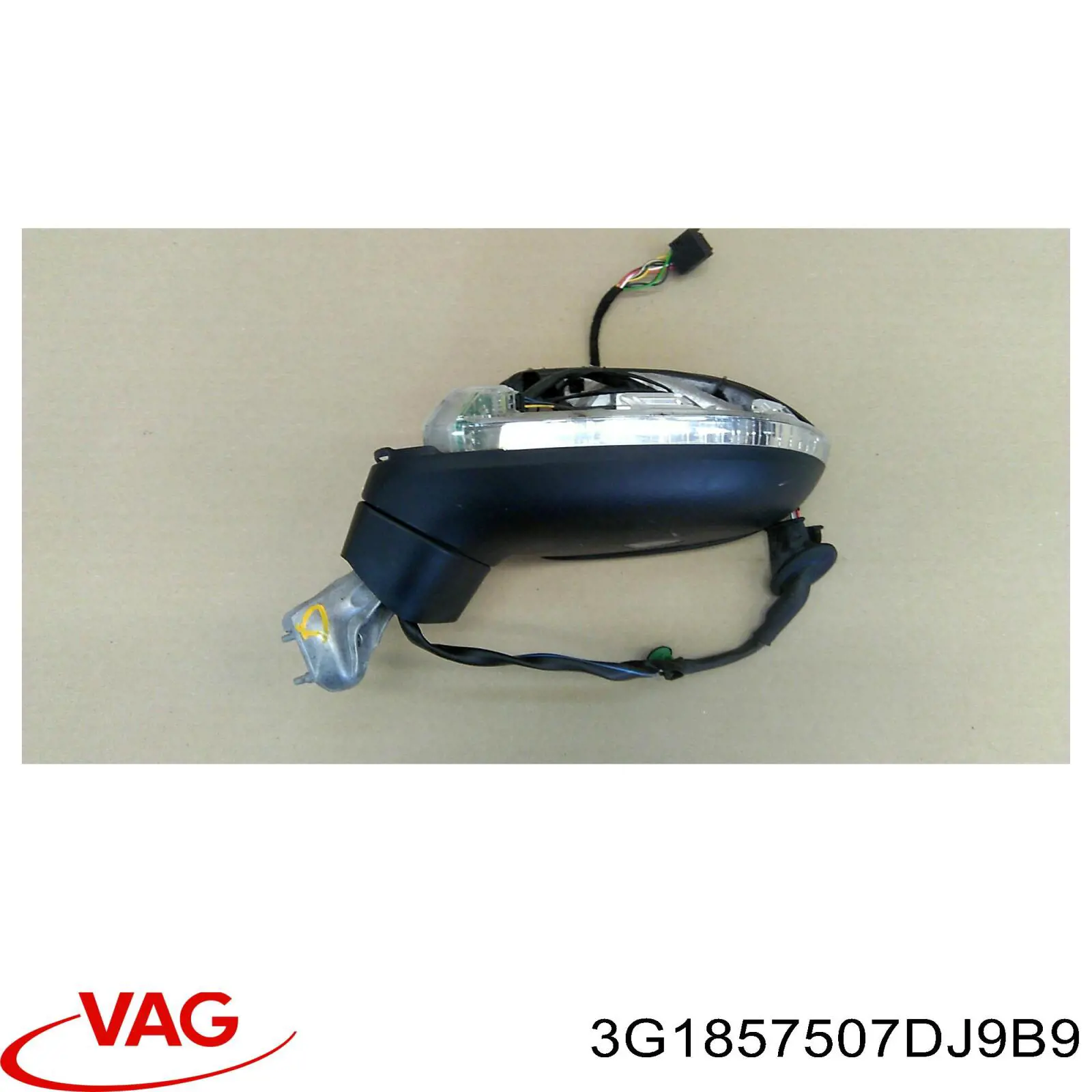 Ліве бокове дзеркало 3G1857507DJ9B9 VAG
