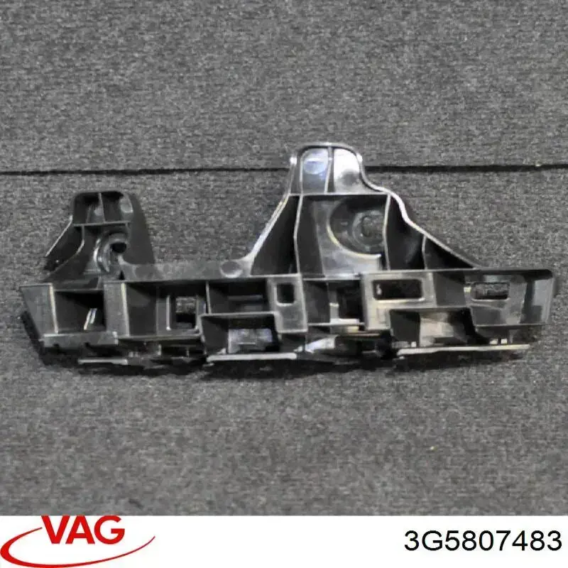 Направляюча заднього бампера, ліва 3G5807483 VAG