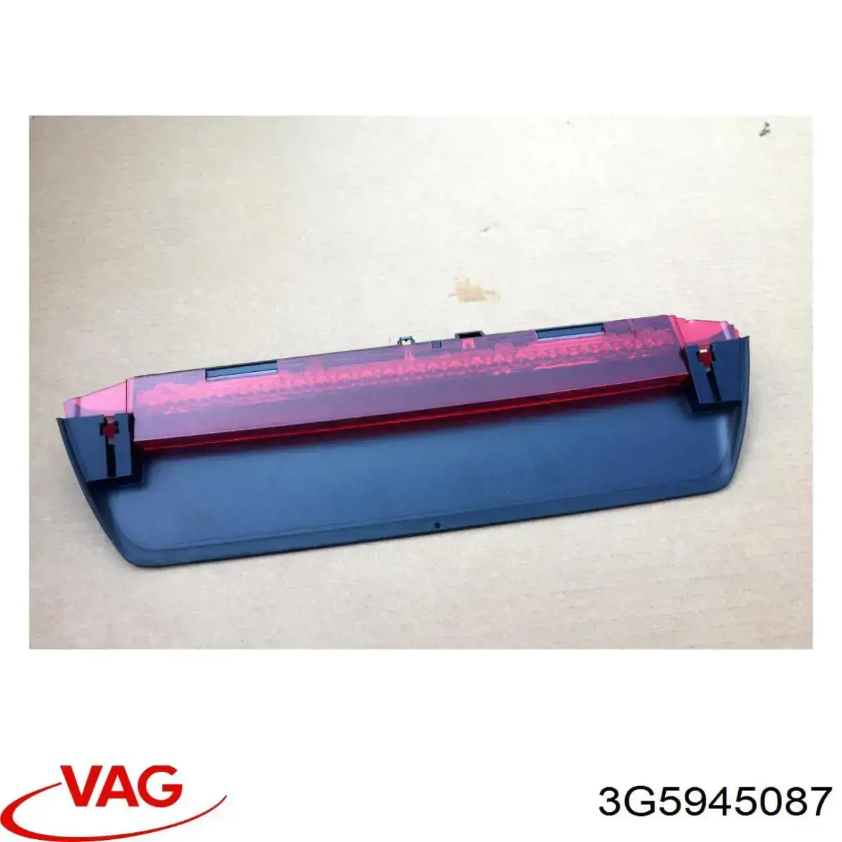 Купити Задній стоп Volkswagen Passat B8 3G2, CB2