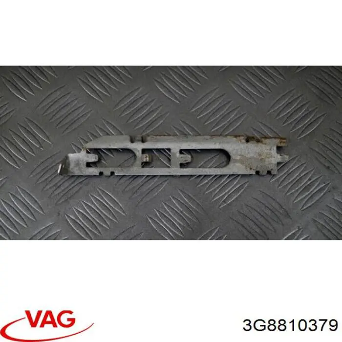 3G8810379 VAG Кронштейн кріплення крила переднього лівого, передній