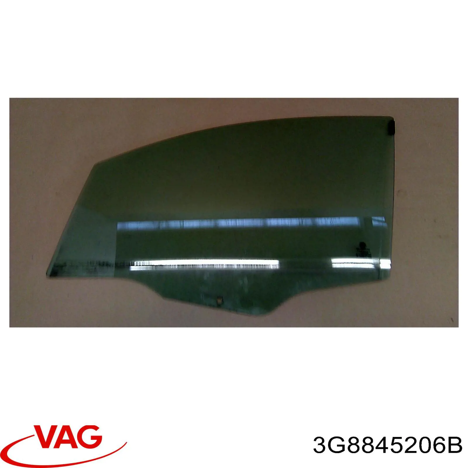 Купити 3G8845206B VAG Скло задніх дверей, правих