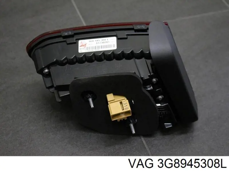 Стоп задній Magneti Marelli 714081730201 ціна, від 191.53 USD