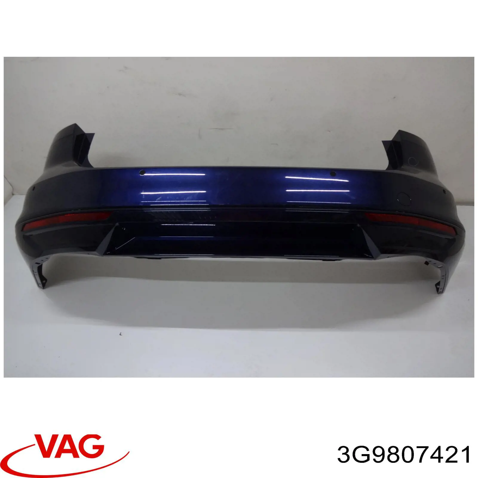Задній бампер 3G9807421 VAG