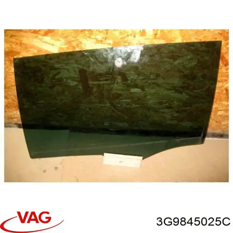 3G9845025G VAG Скло заднє ліве
