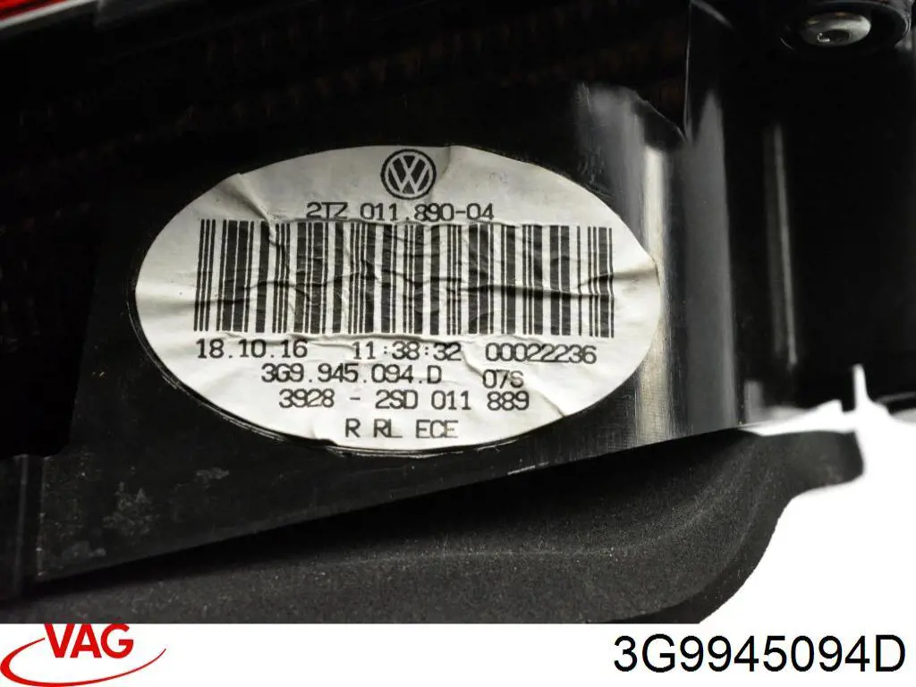 Купити 3G9945094D VAG Ліхтар задній внутрішній правий