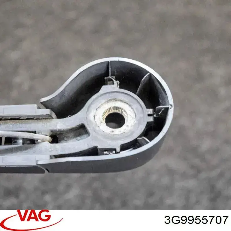 Важіль-поводок склоочисника заднього скла 3G9955707 VAG
