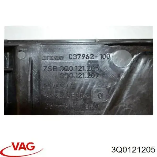 Дифузор (кожух) радіатора охолодження 3Q0121205 VAG