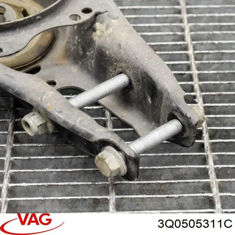 Купити 3Q0505311C VAG Важіль задньої підвіски нижній, лівий/правий