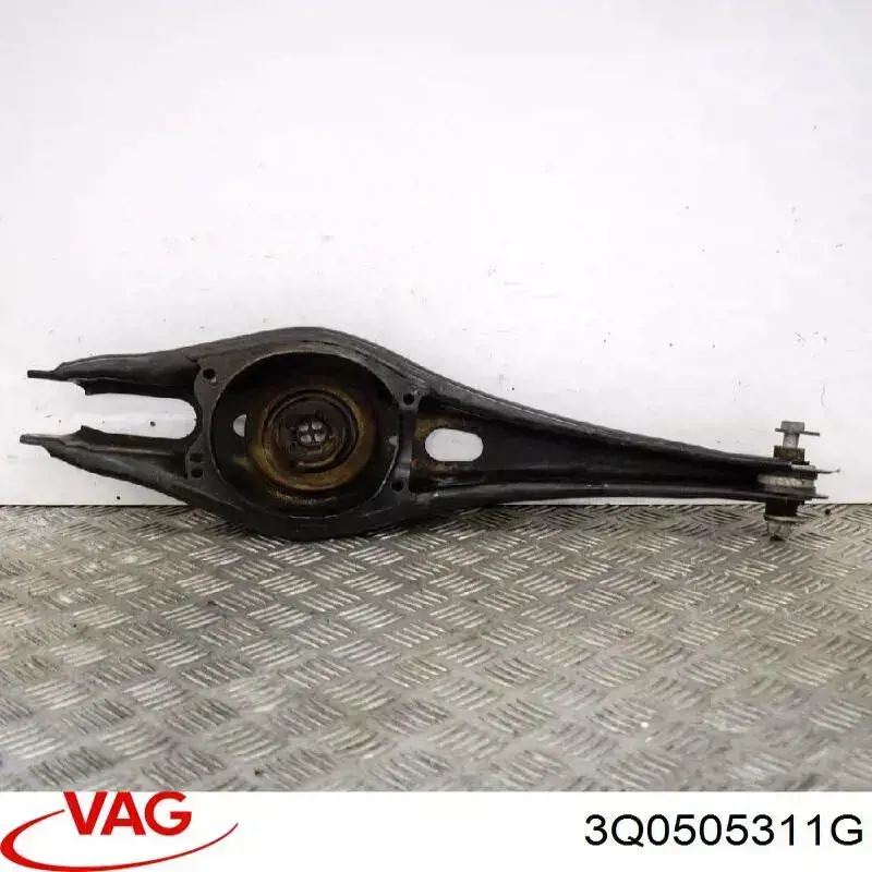 Важіль задньої підвіски нижній, лівий/правий 3Q0505311G VAG