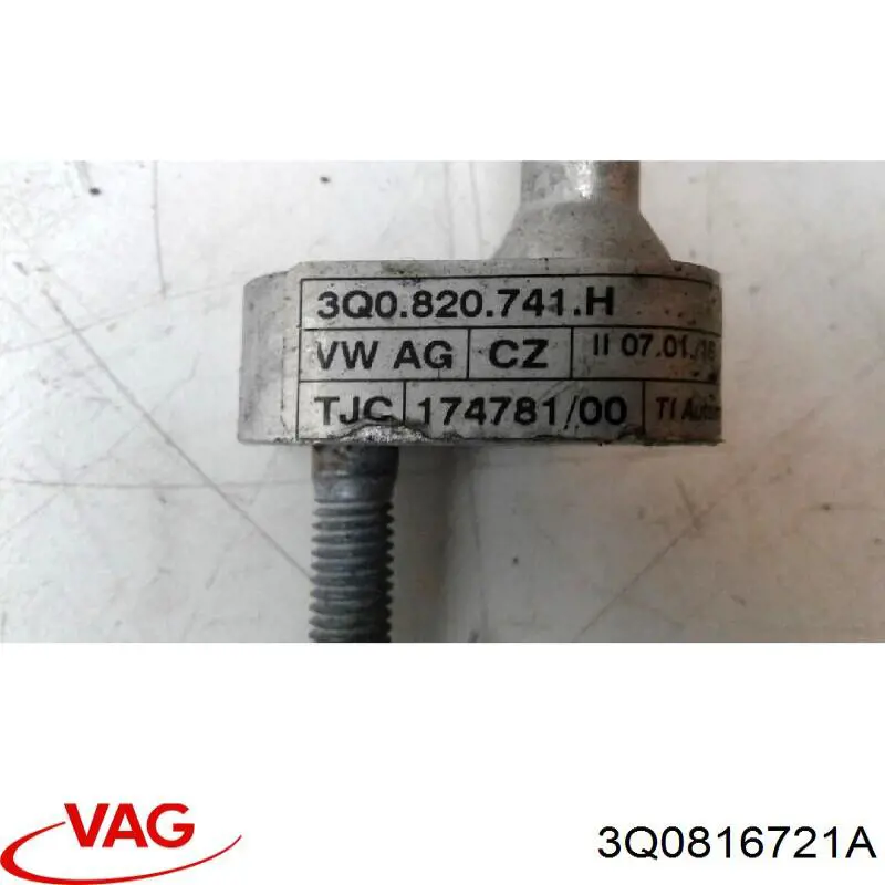 Шланг кондиціонера, від компресора до радіатора VAG 3Q0816721G ціна, від 88.66 USD