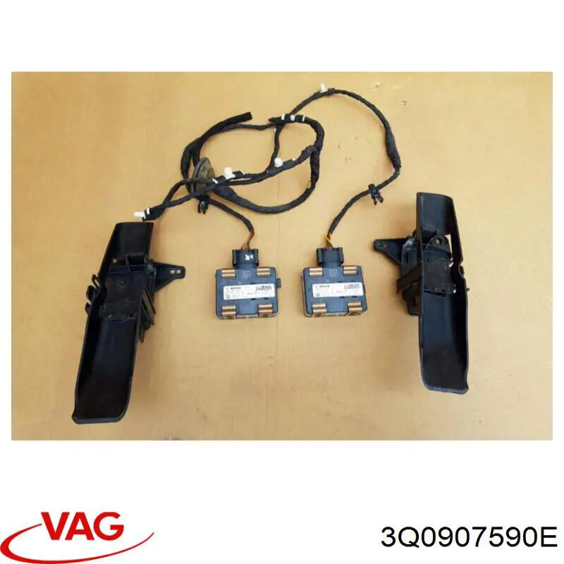 Купити 3Q0907590E VAG Датчик контролю мертвої зони, задній