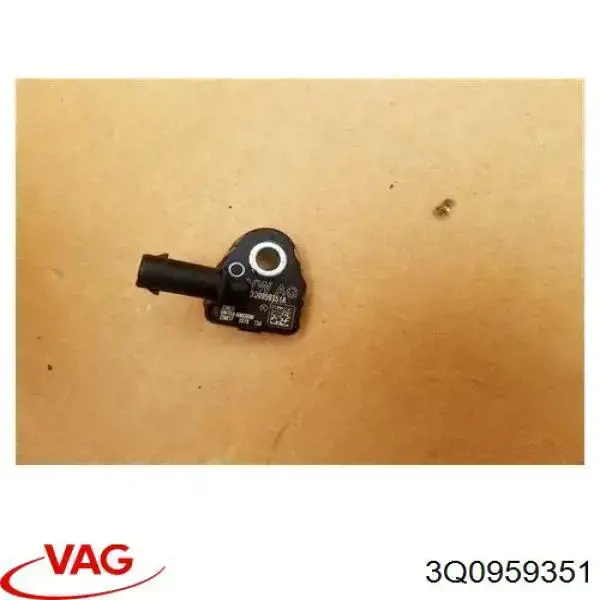 3Q0959351 VAG Датчик Ейрбег передній