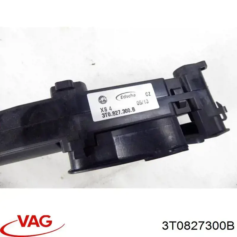 Купити 3T0827300B VAG Деталі багажника (петлі і упор кришки)