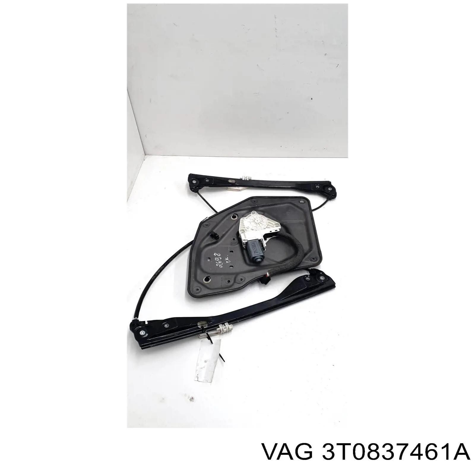 Склопідйомник передньої лівої двері 3T0837461A VAG