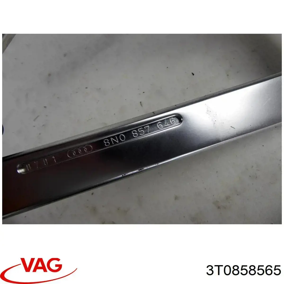Накладка рульової колонки 3T0858565 VAG