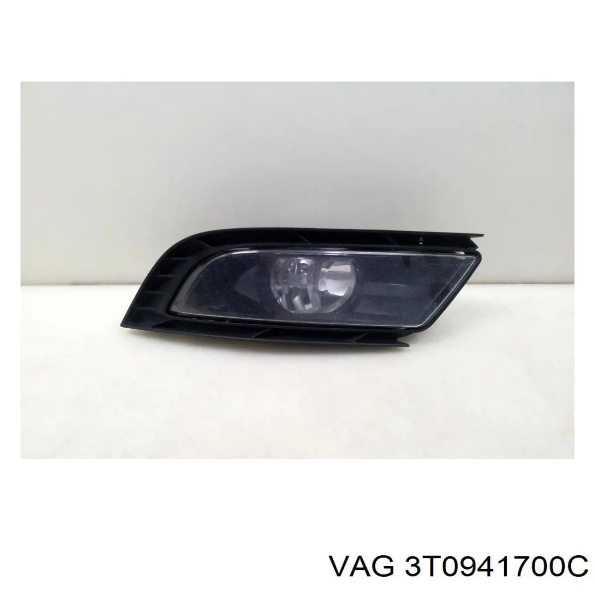 Купити 3T0941700C VAG Туманка права