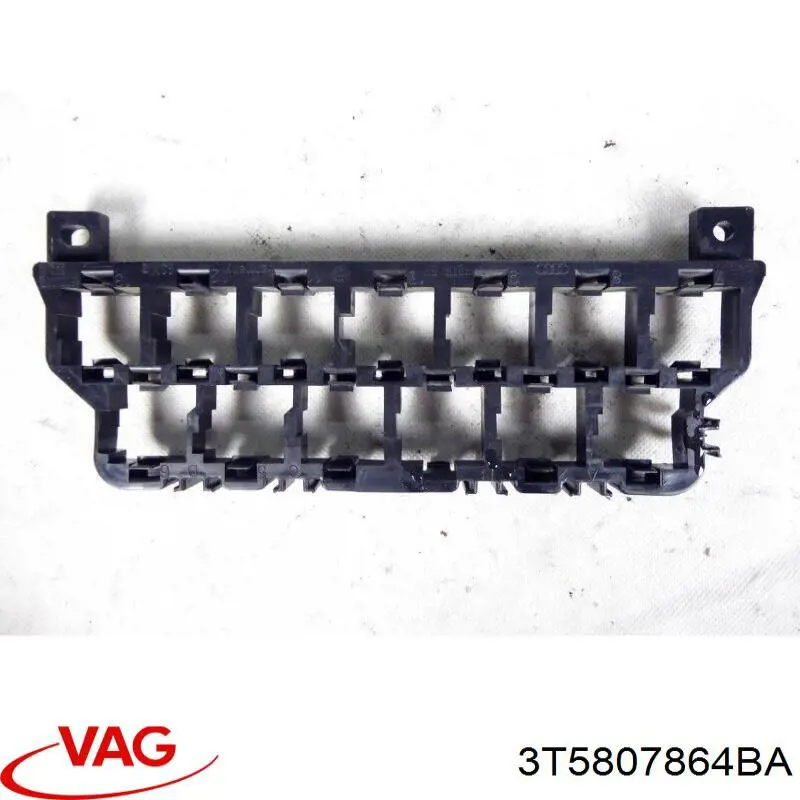  VAG 3T5807864BA
