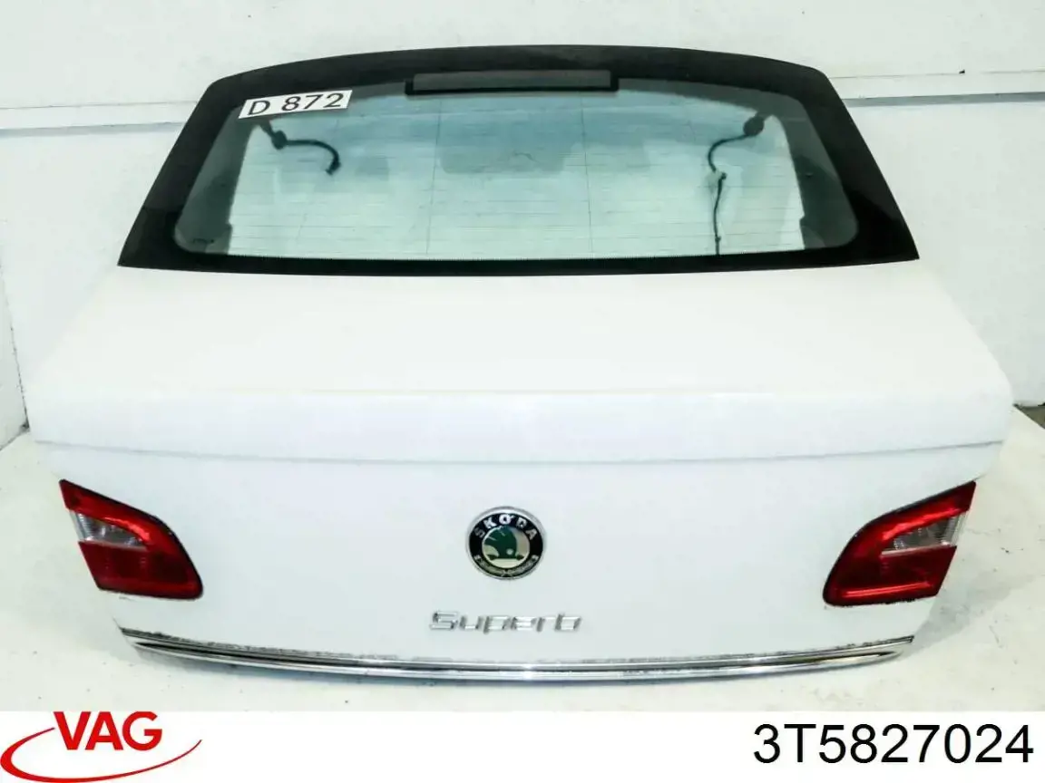 3T5827024 VAG Кришка багажника