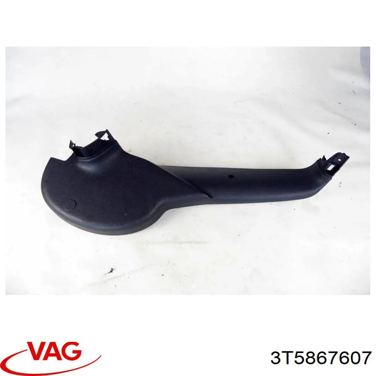 Обшивка-облицювання п'ятих дверей VAG 3T5867607 ціна, від 11.40 USD
