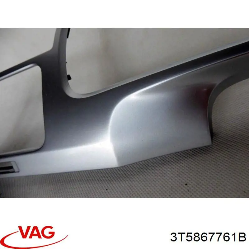 Панель полиці багажного відсіку ліва 3T5867761B VAG