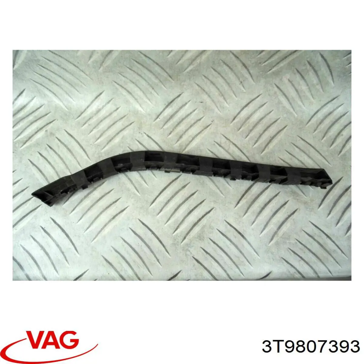 Направляюча заднього бампера, ліва VAG 3T9807393 ціна, від 9.92 USD