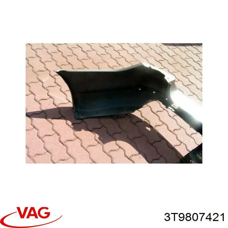 Кожух бампера заднього VAG 3T9807421 ціна, від 228.67 USD