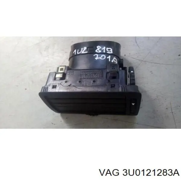3U0121283A VAG Повітропровід (дефлектор) радіатора, лівий