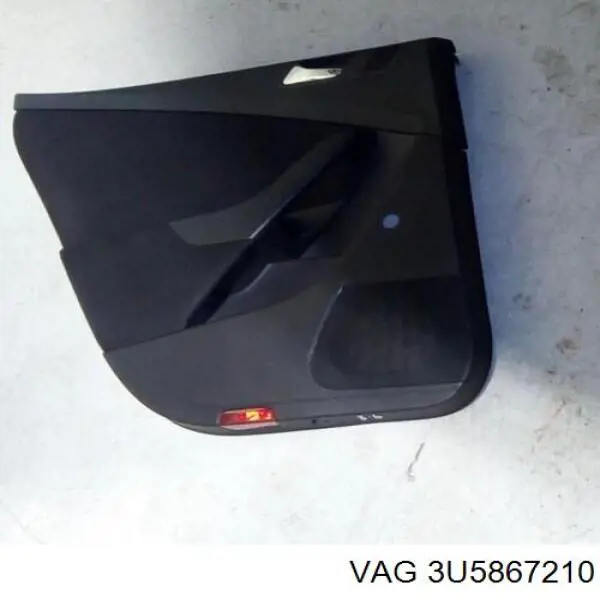 3U5867210 VAG Карта дверей правих задніх