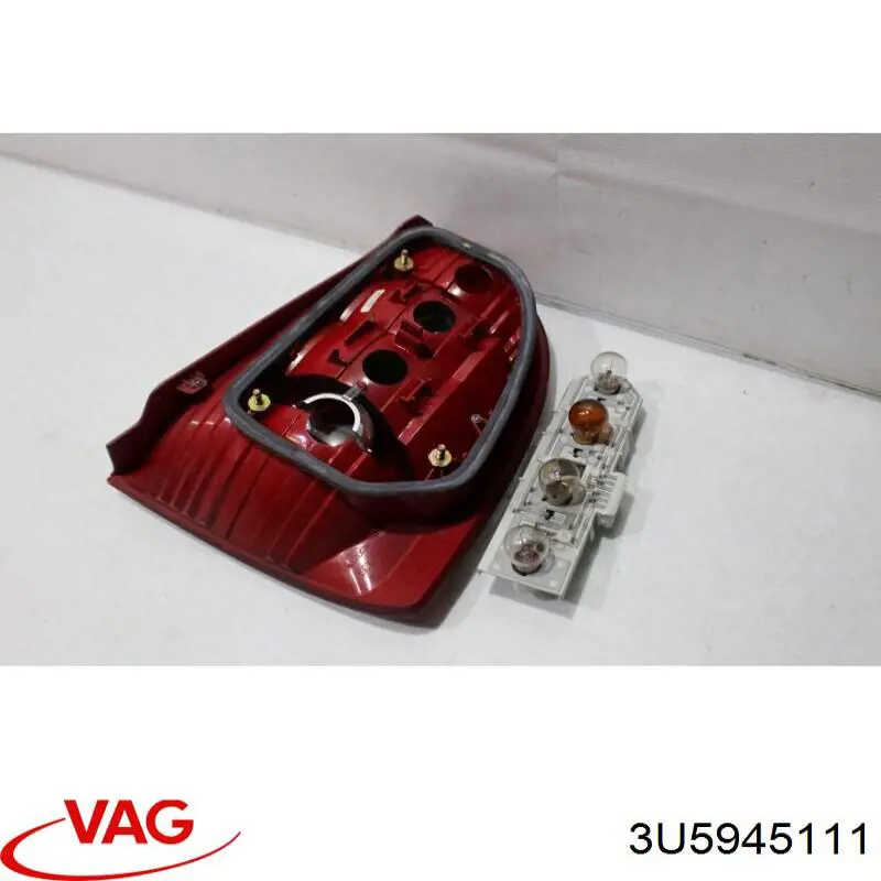 Ліхтар задній лівий Skoda SuperB I