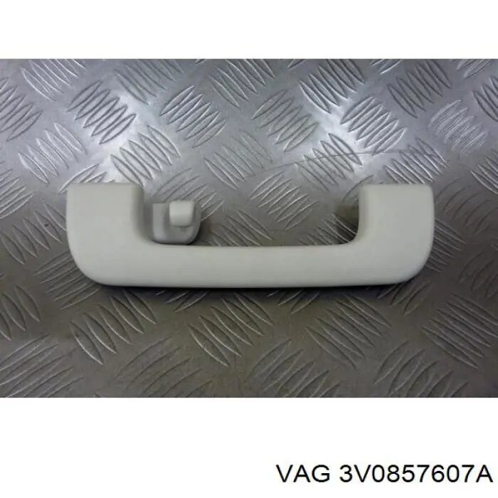 Купити 3V0857607A VAG 