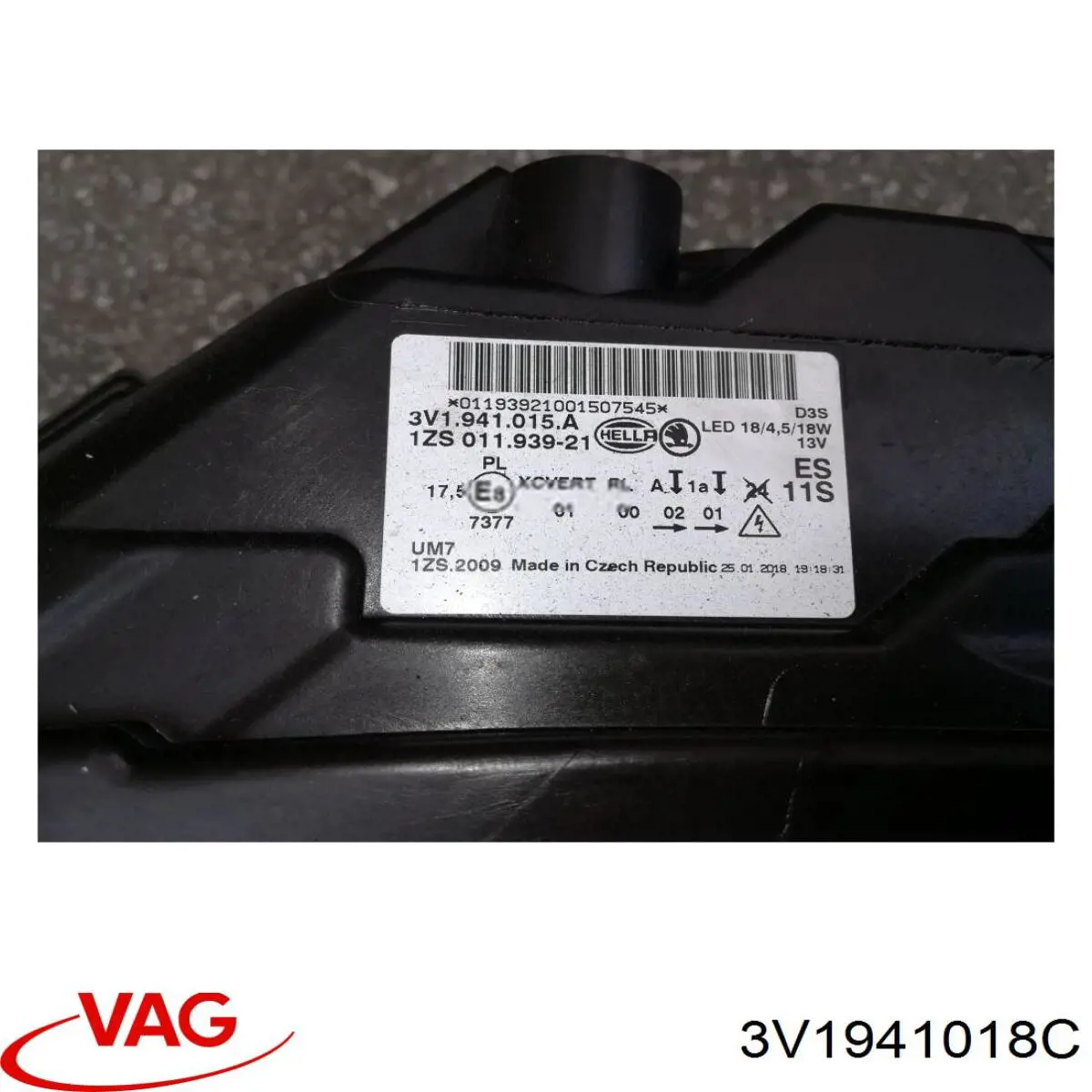 Фара правая VAG 3V1941018C ціна, від 421.17 USD
