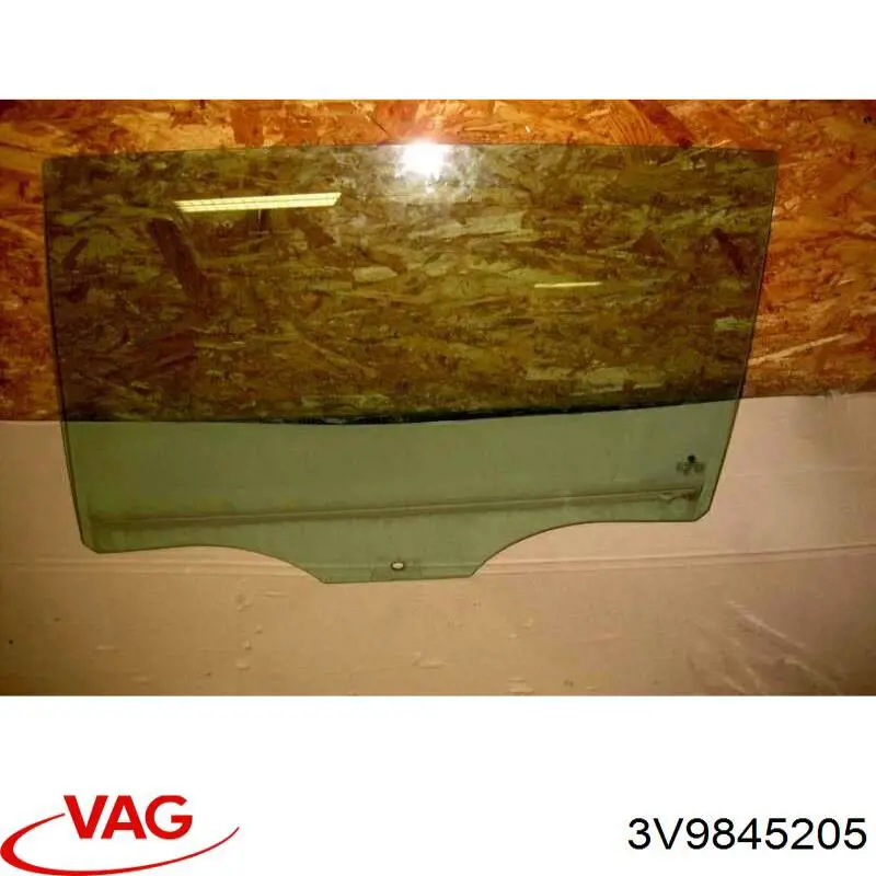 Скло задньої двері лівої VAG 3V9845205 ціна, від 63.34 USD