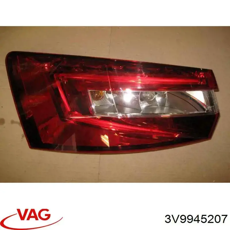 3V9945207 VAG Задній лівий зовнішній ліхтар
