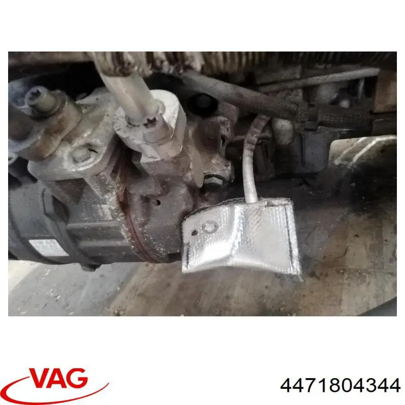 Насос кондиціонера VAG 4471804344