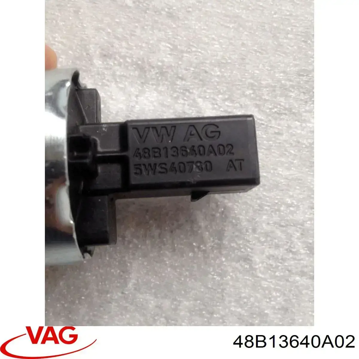 Регулятор тиску палива VAG 48B13640A02 ціна, від 196.52 USD