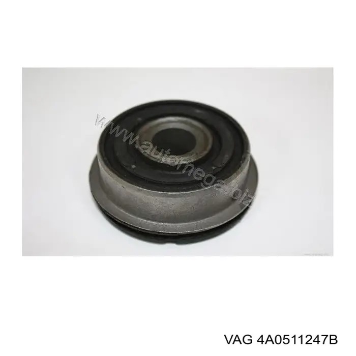 Сайлентблок задньої балки 4A0511247B VAG
